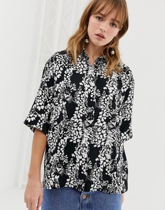 Черная oversize-блузка с принтом тигров Monki - Черный