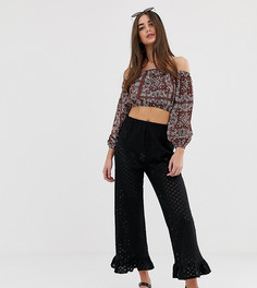 Брюки с вышивкой ришелье и оборками по нижнему краю ASOS DESIGN Tall - Черный