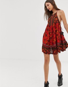 Платье-комбинация с принтом в стиле пэчворк Free People - Красный