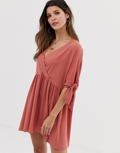 Свободное платье мини с запахом и завязками на рукавах ASOS DESIGN - Розовый