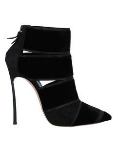 Полусапоги и высокие ботинки Casadei