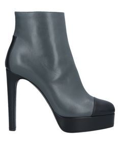 Полусапоги и высокие ботинки Casadei