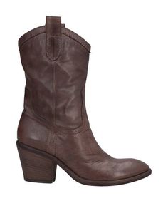 Полусапоги и высокие ботинки Garrice