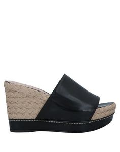 Сандалии Stuart Weitzman