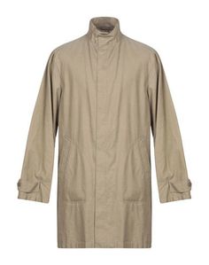 Легкое пальто Armani Collezioni