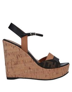 Сандалии Fendi