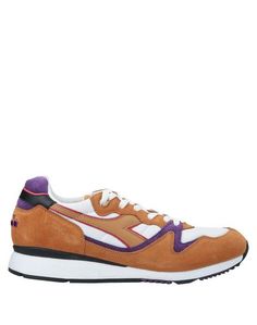 Низкие кеды и кроссовки Diadora