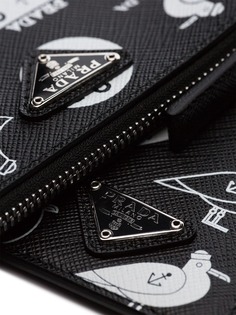 Аксессуары Prada