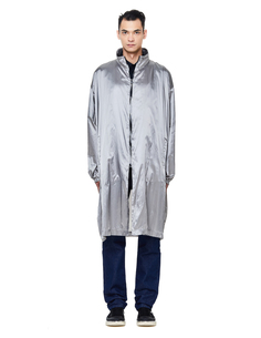 Серый плащ с черной футболкой внутри RAF Simons