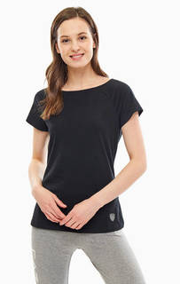 Черная хлопковая футболка с принтом на спине EA7