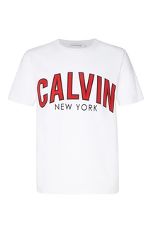 Белая футболка с контрастным логотипом Calvin Klein