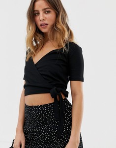 Черный кроп-топ с запахом Bershka - Черный