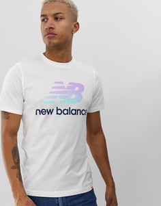 Белая футболка с крупным логотипом New Balance - Белый