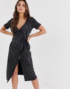 Платье миди из искусственной кожи с запахом ASOS DESIGN - Черный