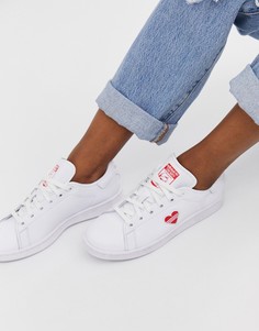 Кеды с красными сердечками adidas Originals Stan Smith - Белый