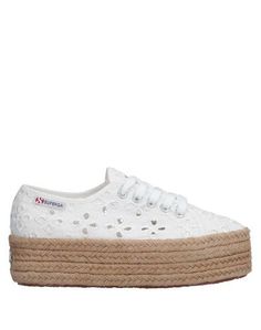 Низкие кеды и кроссовки Superga