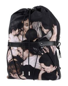 Рюкзаки и сумки на пояс Dior