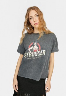 Футболка Stradivarius