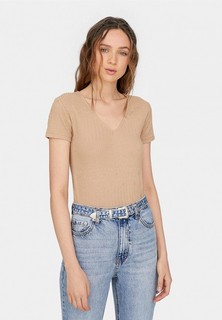 Футболка Stradivarius
