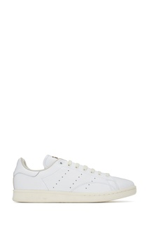 Белые кроссовки с перфорацией Adidas