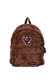 Пушистый коричневый рюкзак Eastpak