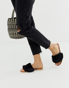 Черные шлепанцы с помпонами и кисточками Boohoo - Черный