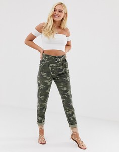 Брюки в стиле милитари с камуфляжным принтом Miss Selfridge - Мульти