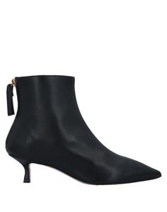 Полусапоги и высокие ботинки Stuart Weitzman