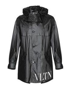 Легкое пальто Valentino