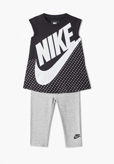 Костюм спортивный Nike