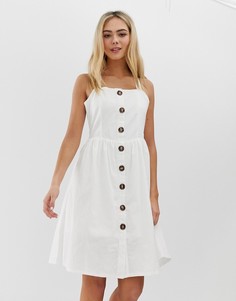 Платье миди на пуговицах с перекрестом на спине QED London - Белый