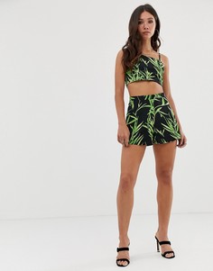 Шорты с завышенной талией и принтом листьев Missguided - Черный