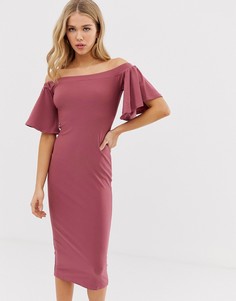 Платье миди с открытыми плечами и рукавами-оборками Glamorous - Розовый