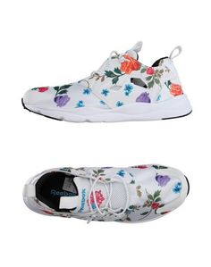 Низкие кеды и кроссовки Reebok