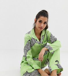 Атласные пижамные брюки с принтом гепардов ASOS DESIGN Petite - Зеленый