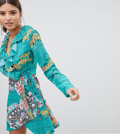 Платье с принтом и запахом PrettyLittleThing - Зеленый