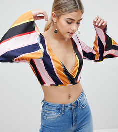 Кроп-топ в полоску с рукавами клеш PrettyLittleThing - Мульти