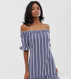 Платье в полоску с широким вырезом и оборками PrettyLittleThing - Мульти