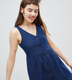 Темно-синее свободное платье в горошек на пуговицах Monki - Синий