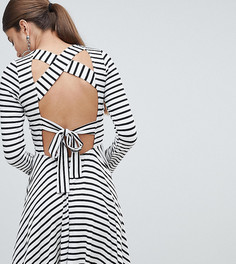 Платье в полоску с завязкой на спине PrettyLittleThing - Мульти
