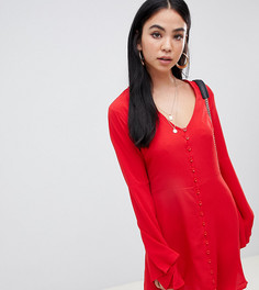 Красное короткое приталенное платье на пуговицах с рукавами клеш Missguided - Красный