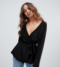 Черный велюровый топ в полоску с запахом Missguided - Черный