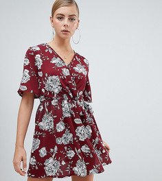 Красное короткое приталенное платье с цветочным принтом Missguided - Красный