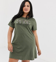 Платье-футболка цвета хаки с надписью New Look Curve - Зеленый