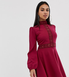 Бордовое короткое приталенное платье с кружевными вставками PrettyLittleThing - Красный