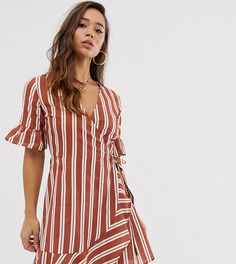 Платье мини в полоску с запахом и оборками Boohoo - Мульти