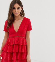 Красное платье мини с ярусной юбкой и вышивкой ришелье PrettyLittleThing - Красный