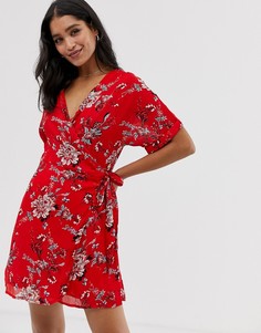 Платье мини с запахом и цветочным принтом Liquorish - Красный