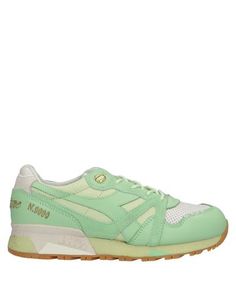 Низкие кеды и кроссовки Diadora