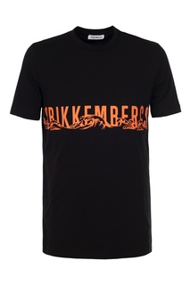 Черная футболка с принтом на груди Dirk Bikkembergs